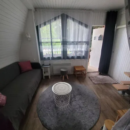 Aprólak - Erdőhöz Közeli Alpesi Faház, Pároknak és Családoknak Chalet