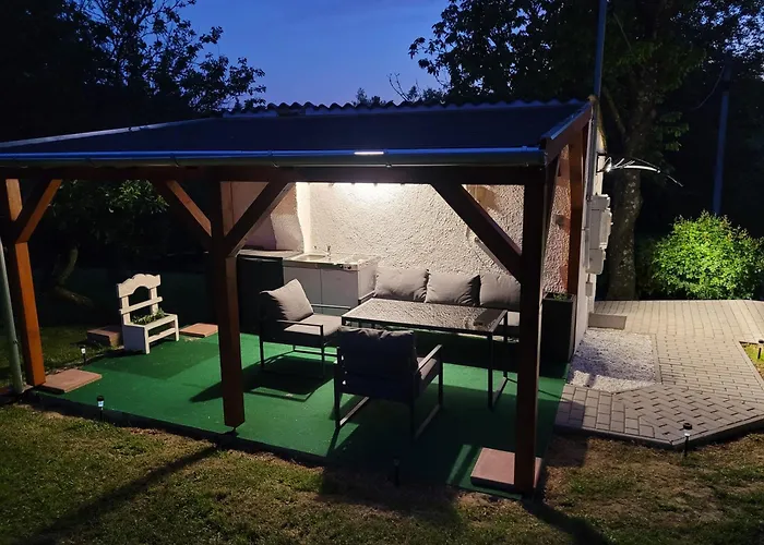 Aprolak Chalet